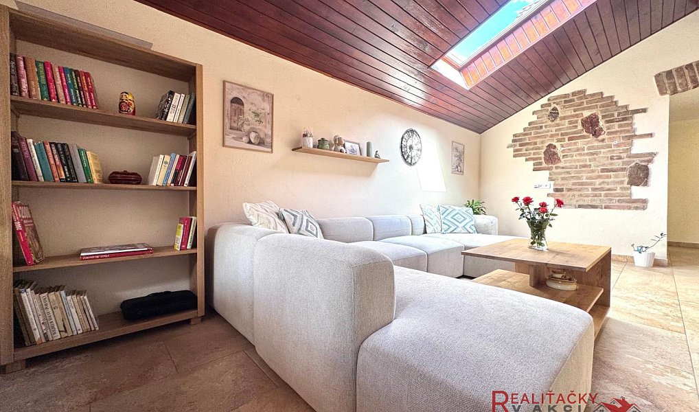 Prodej domu 152 m² s pozemkem 223 m², Zaječí – náhled fotky 2