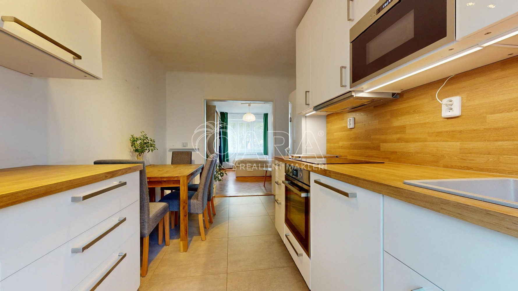 Pronájem bytu 2+1 57 m² – fotografie 2