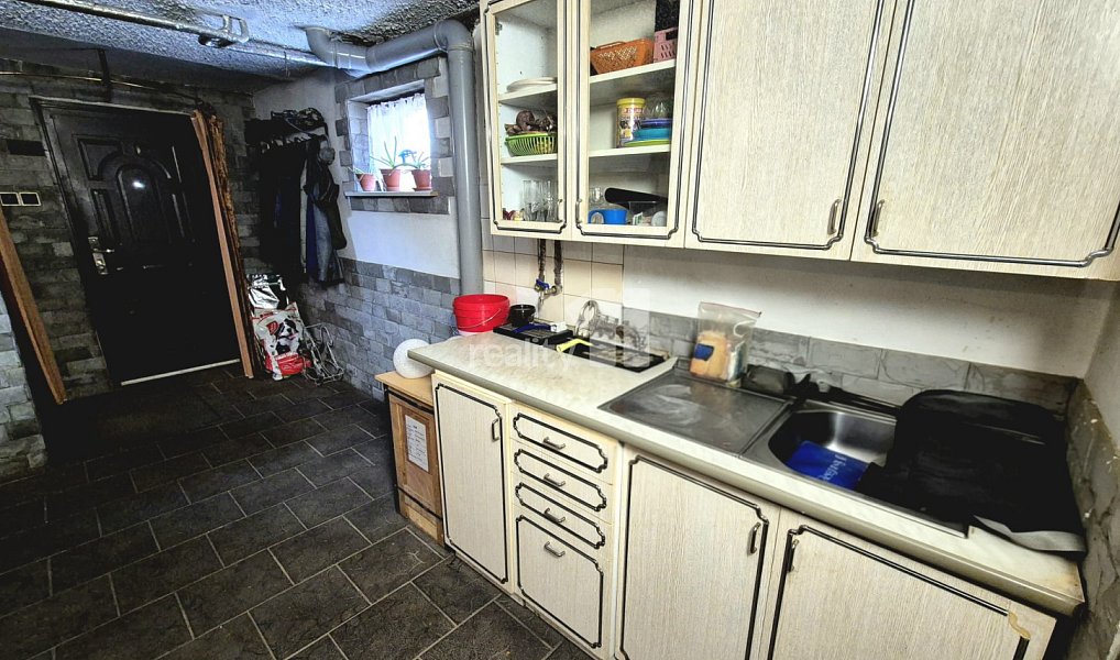 Prodej domu 189 m² s pozemkem 775 m², Aš – náhled fotky 37