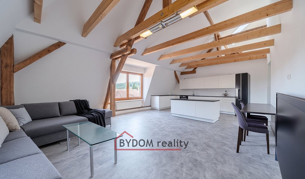 Prodej bytu 4+kk 125 m², Líšťany – náhled fotky 10
