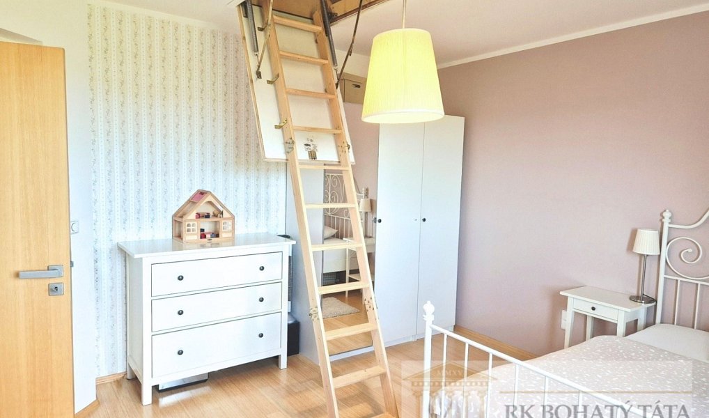 Prodej domu 192 m² s pozemkem 324 m², Velké Přílepy – náhled fotky 9