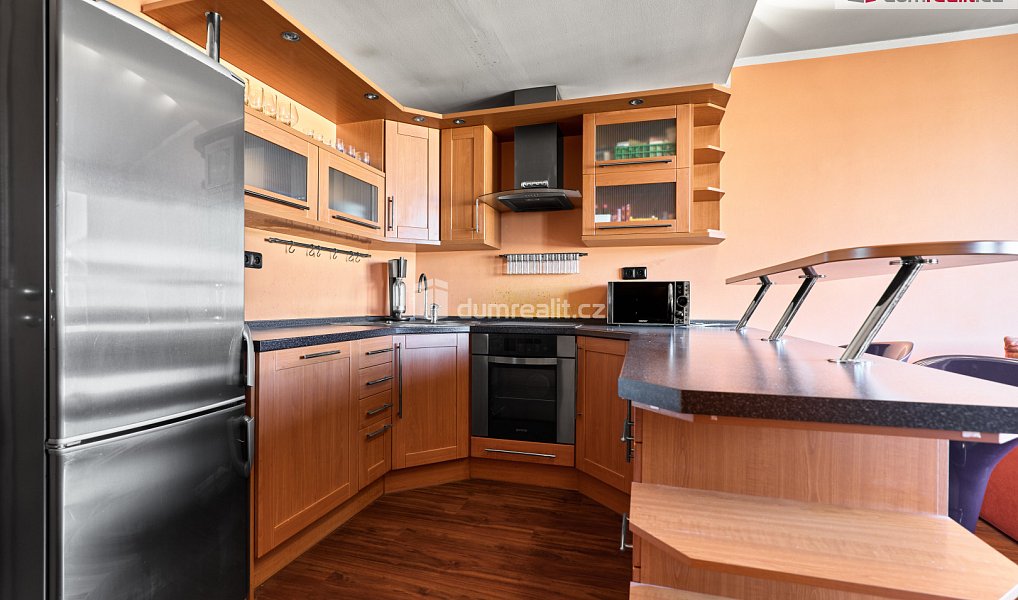Prodej bytu 3+kk 67 m², Nová Role – náhled fotky 2