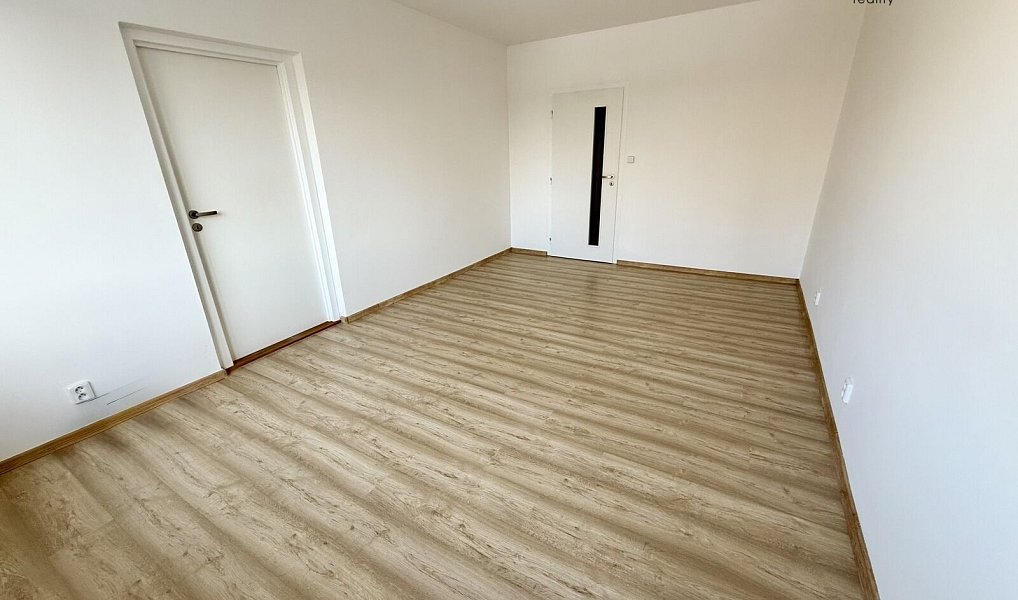 Prodej bytu 3+1 65 m², Praha – náhled fotky 3