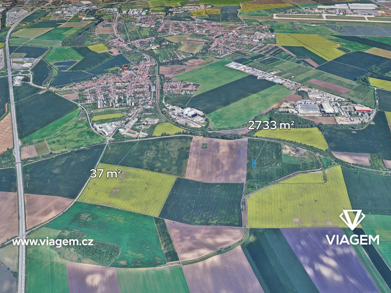 Prodej pole 1 385 m²