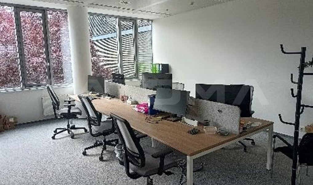 Pronájem kanceláře 375 m², Praha – náhled fotky 7