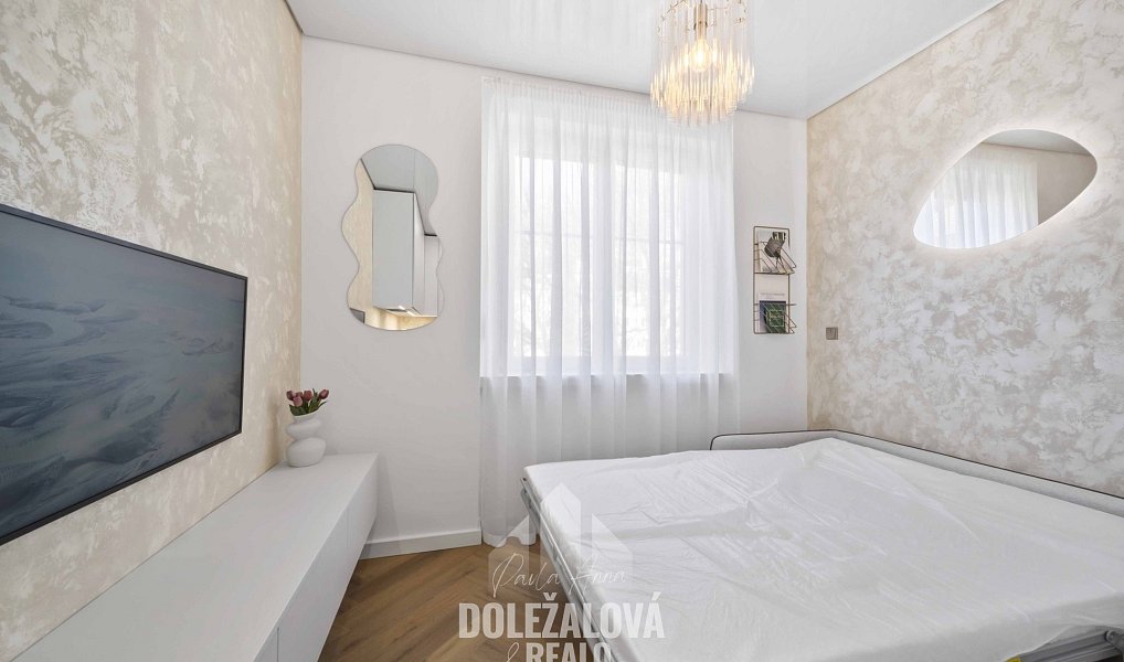 Prodej bytu 1+kk 25 m², Praha – náhled fotky 13