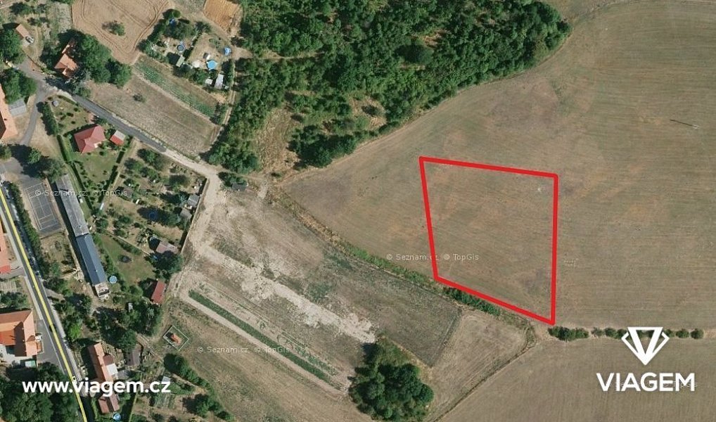 Prodej pole 1 036 m², Zbrašín – náhled fotky 2