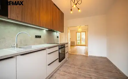 Pronájem bytu 2+1 56 m²