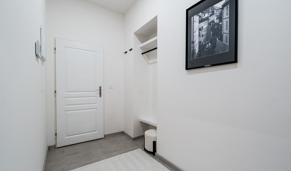 Pronájem bytu 1+1 34 m², Praha – náhled fotky 9