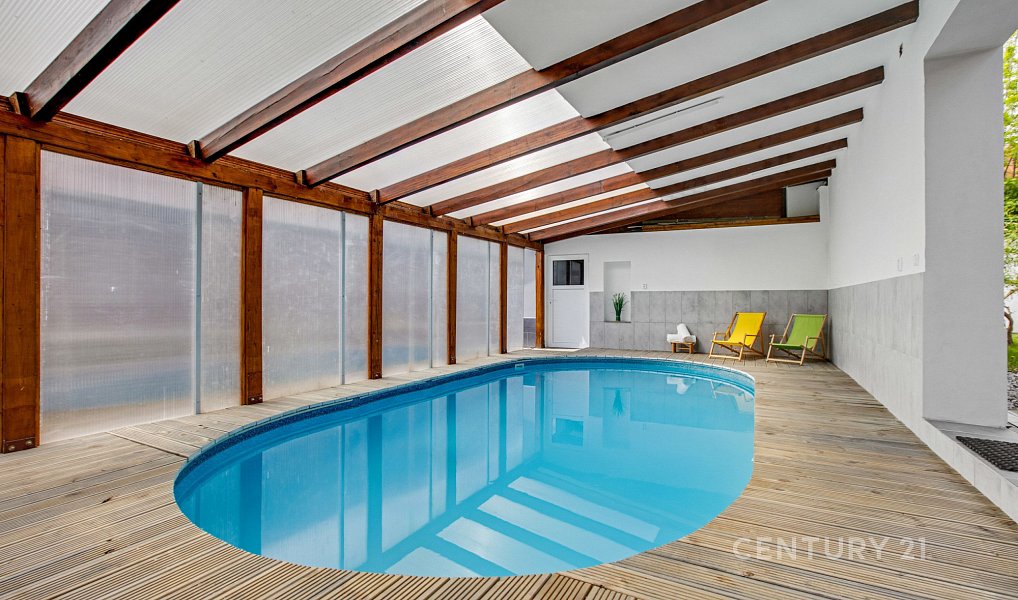 Prodej domu 354 m² s pozemkem 693 m², Jeneč – náhled fotky 8