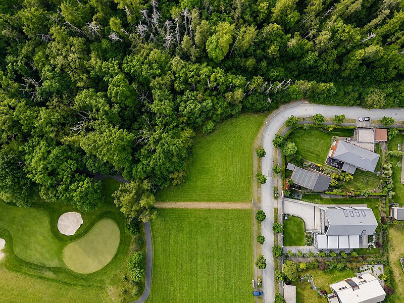 Prodej stavebního pozemku 1 613 m² – fotografie 5