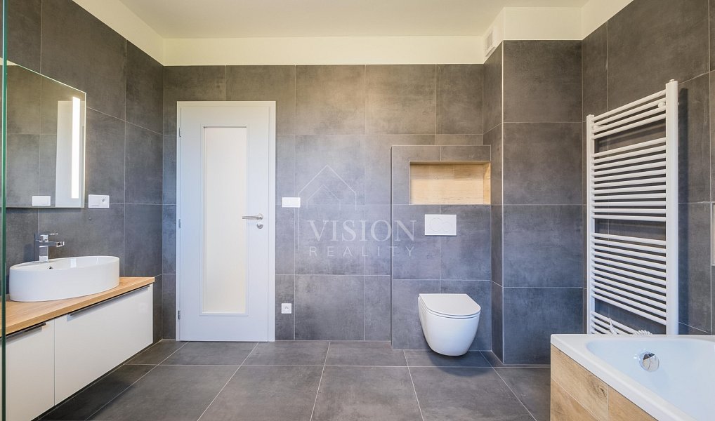 Prodej domu 177 m² s pozemkem 270 m², Plzeň – náhled fotky 32