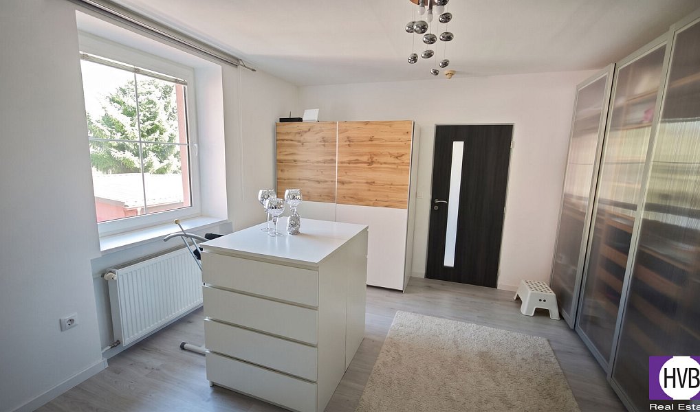 Pronájem bytu 6+kk 162 m², Praha – náhled fotky 4