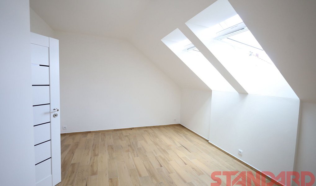 Pronájem bytu 2+kk 45 m², Přeštice – náhled fotky 10