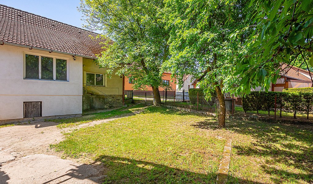 Prodej domu 187 m² s pozemkem 505 m², Divišov – náhled fotky 18
