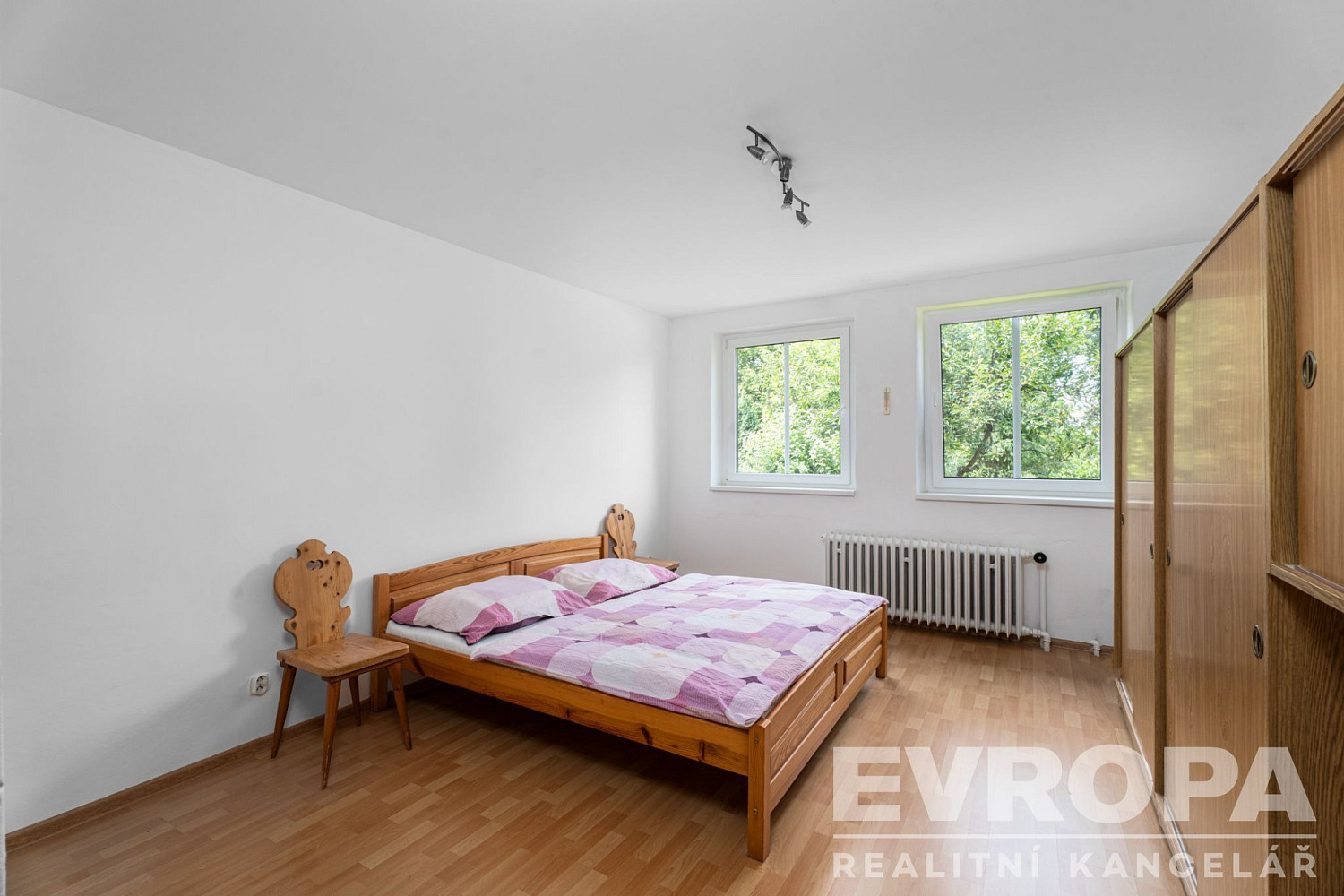 Prodej domu 270 m² s pozemkem 555 m² – fotografie 3