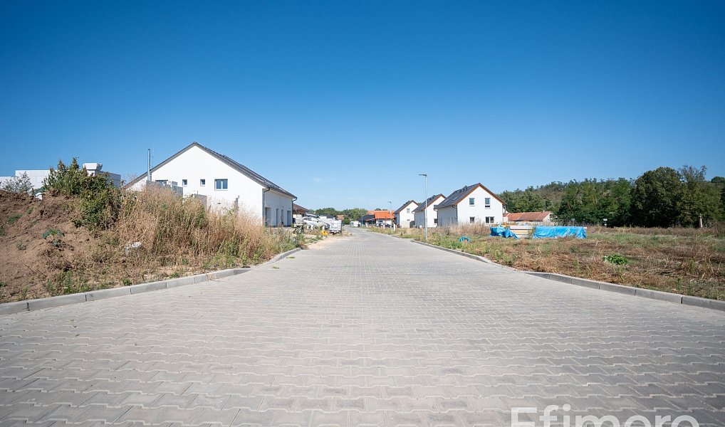 Prodej stavebního pozemku 616 m², Ivančice – náhled fotky 7