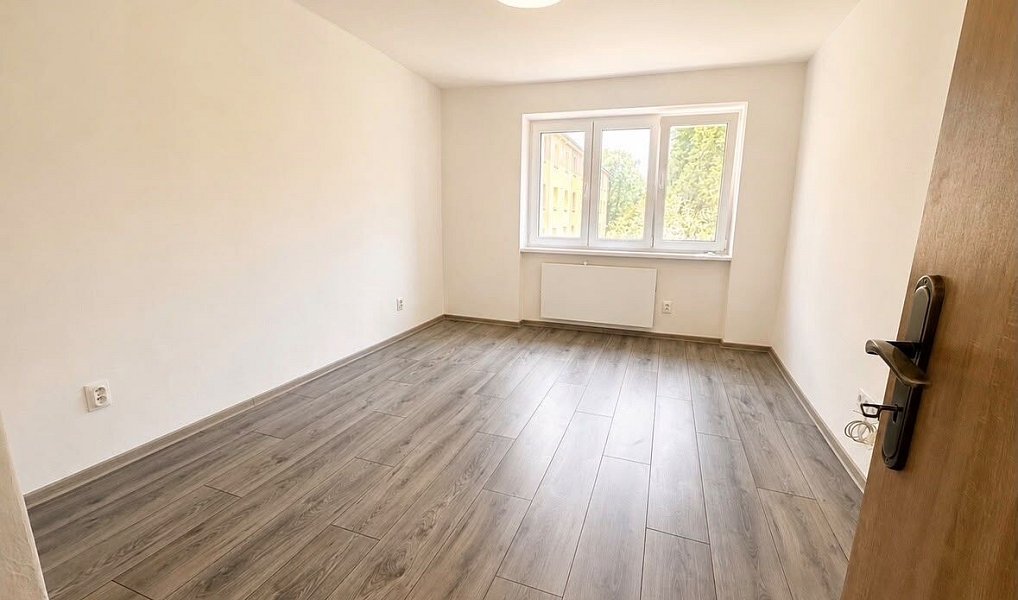 Prodej bytu 2+1 56 m², Kladno – náhled fotky 3