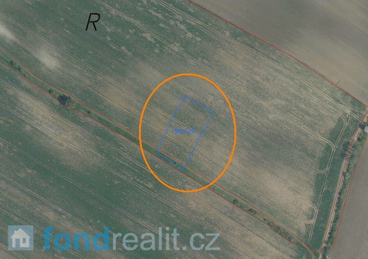 Prodej pole 959 m²