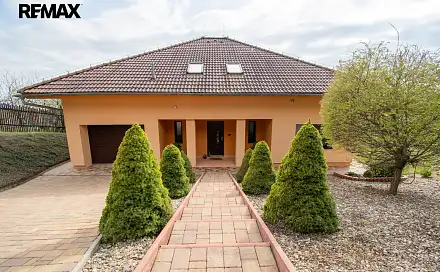 Prodej domu 237 m² s pozemkem 1 501 m², Miřejovice, okres Litoměřice