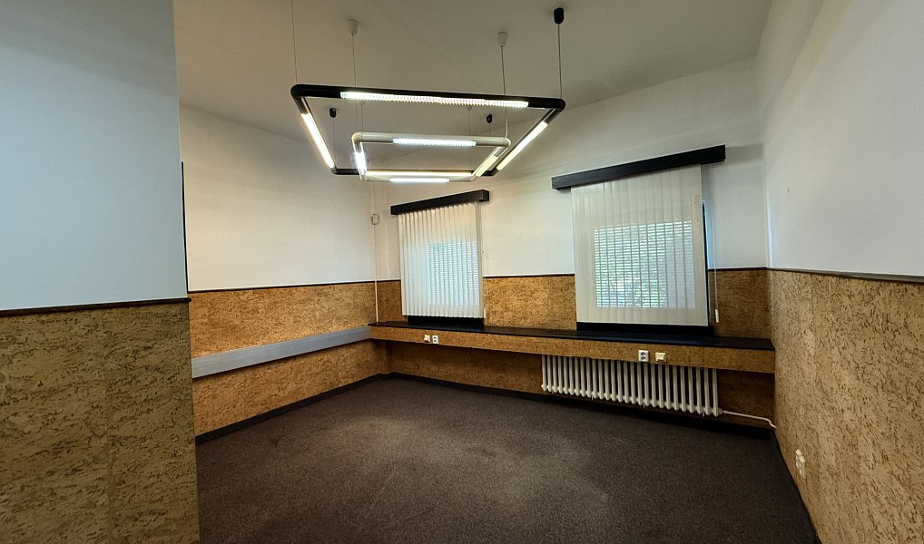 Pronájem kanceláře 60 m², Jičín – náhled fotky 7