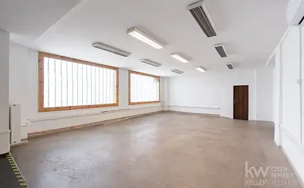 Pronájem kanceláře 175 m², Husova, Louny