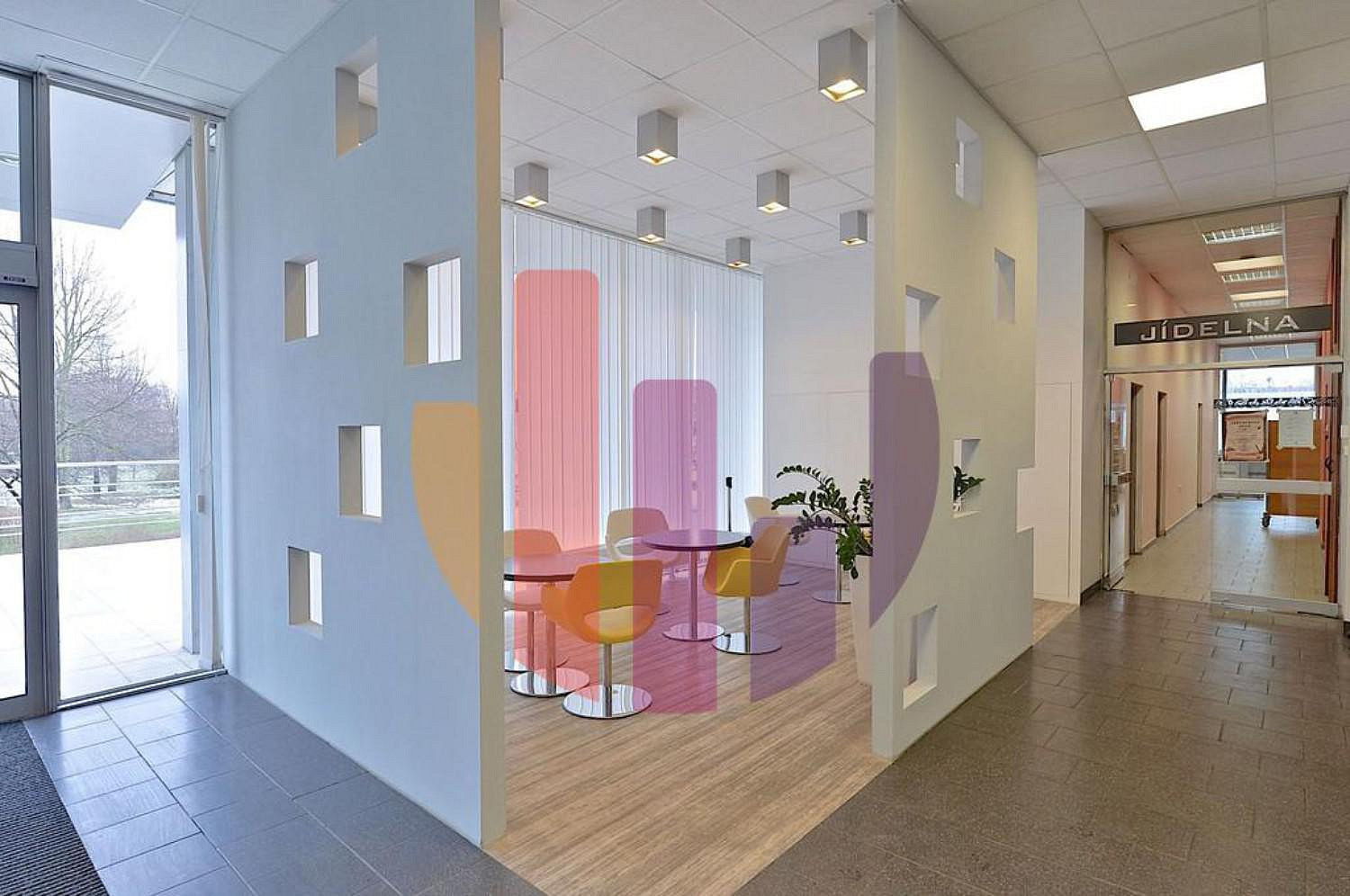 Pronájem kanceláře 129 m² — photo 5