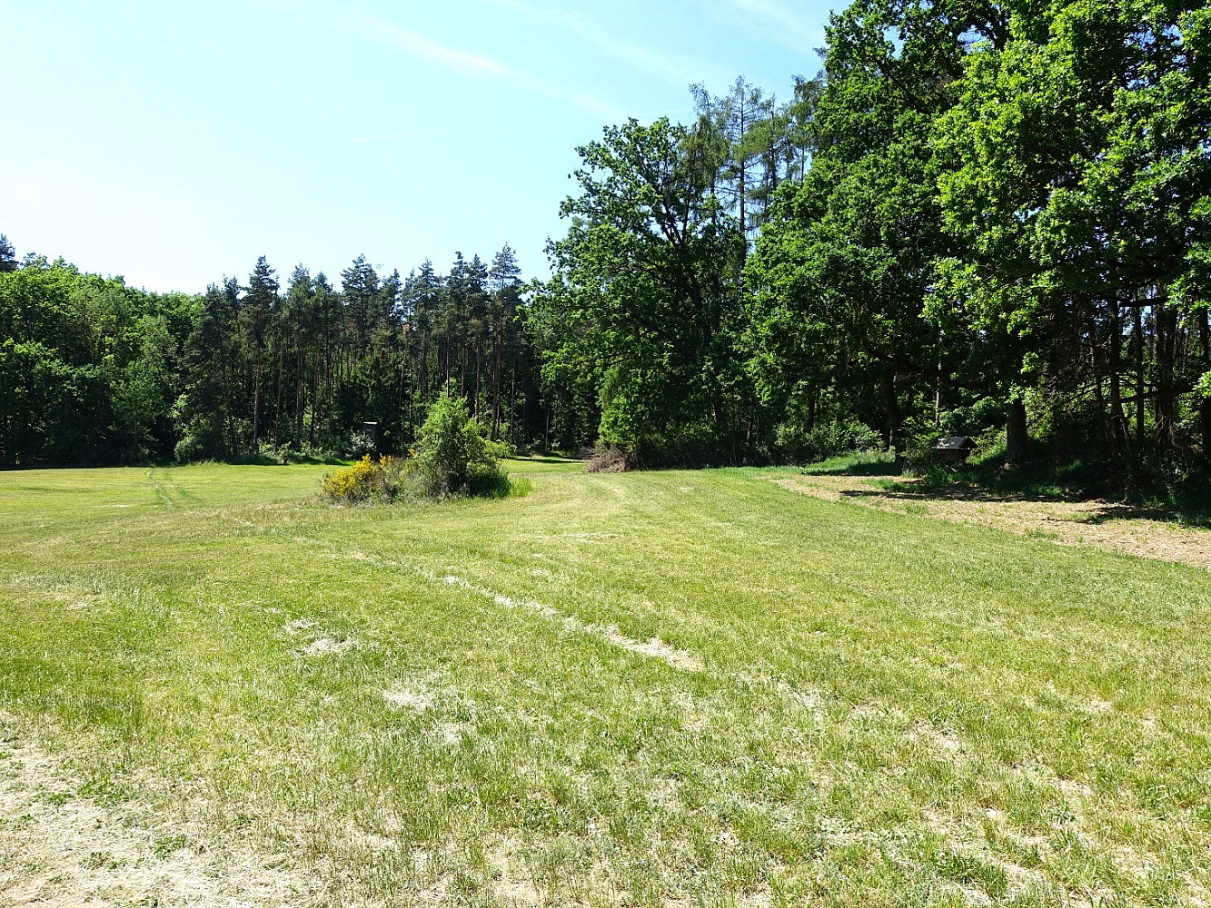 Prodej pole 3 292 m²