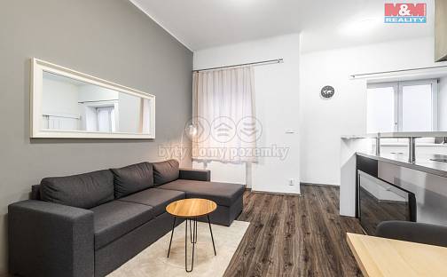 Pronájem bytu 2+kk 54 m², Komenského, Olomouc