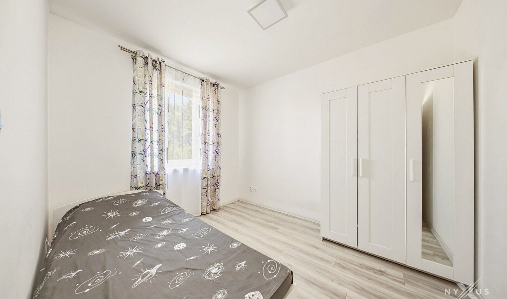 Pronájem domu 138 m² s pozemkem 1 024 m², Postřižín – náhled fotky 12