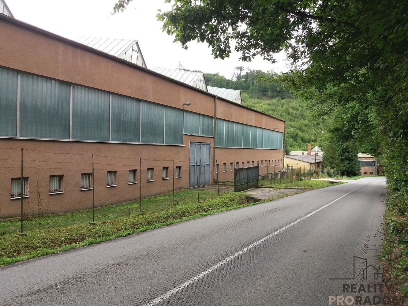 Pronájem výrobních prostor 760 m² – fotografie 2