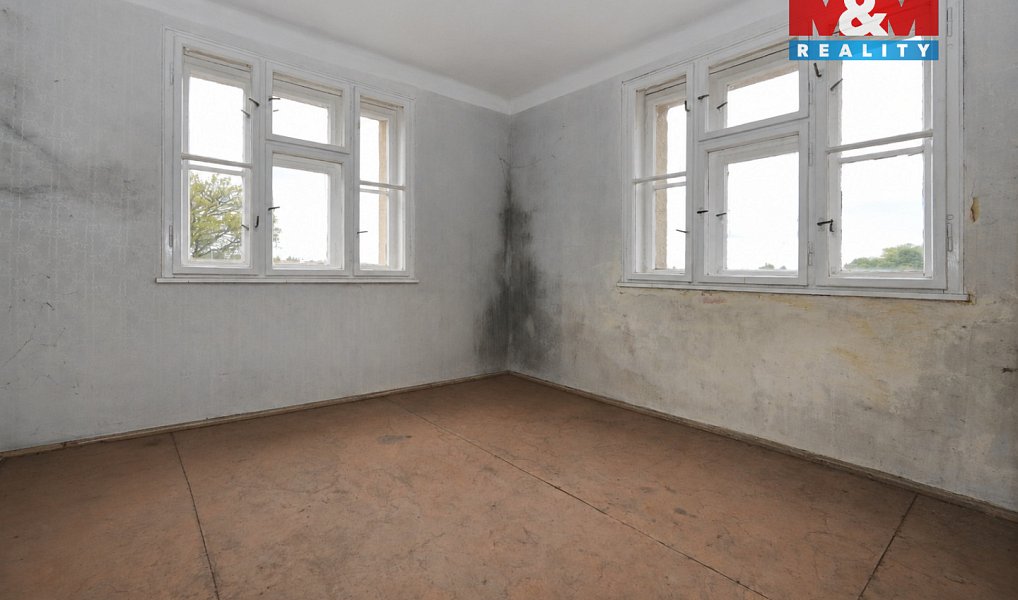 Prodej nájemního domu, činžáku 330 m², Černovice – náhled fotky 13