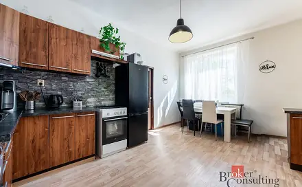 Prodej bytu 2+1 78 m², Korunní, Ostrava - Mariánské Hory