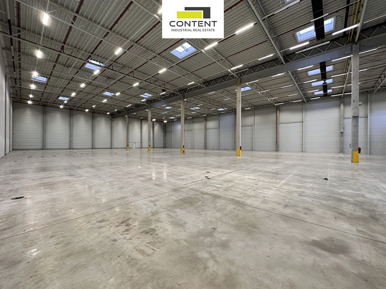 Pronájem skladovacích prostor 1 300 m² — photo 2