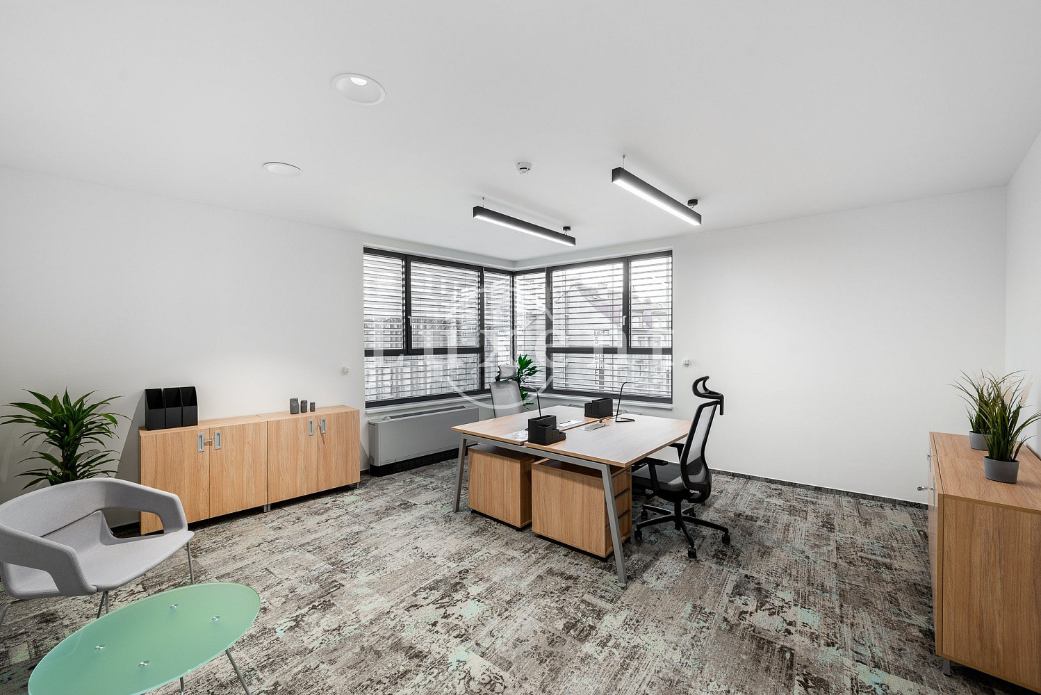 Pronájem kanceláře 292 m² – fotografie 3
