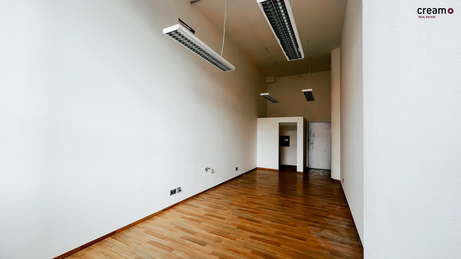 Pronájem kanceláře 28 m² — photo 3