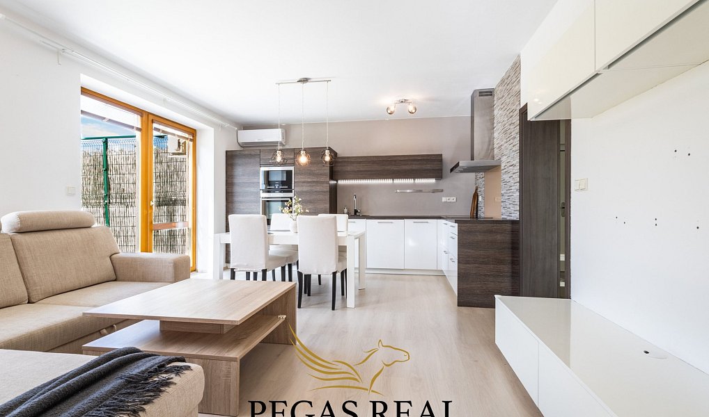 Prodej bytu 3+kk 68 m², Holubice – náhled fotky 2