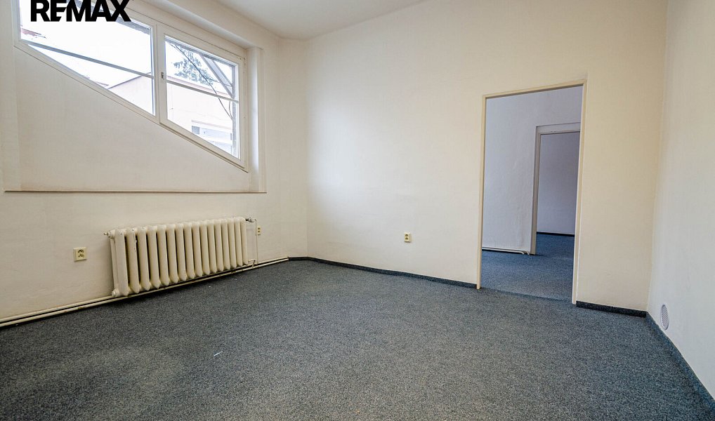 Pronájem kanceláře 148 m², Roudnice nad Labem – náhled fotky 9