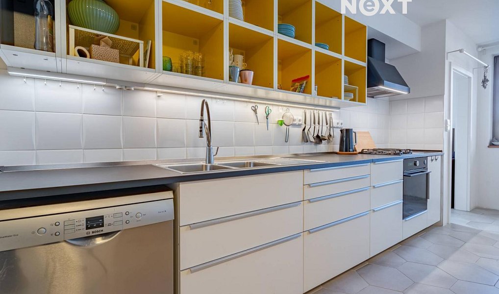 Prodej domu 1 400 m² s pozemkem 9 526 m², Křemže – náhled fotky 9