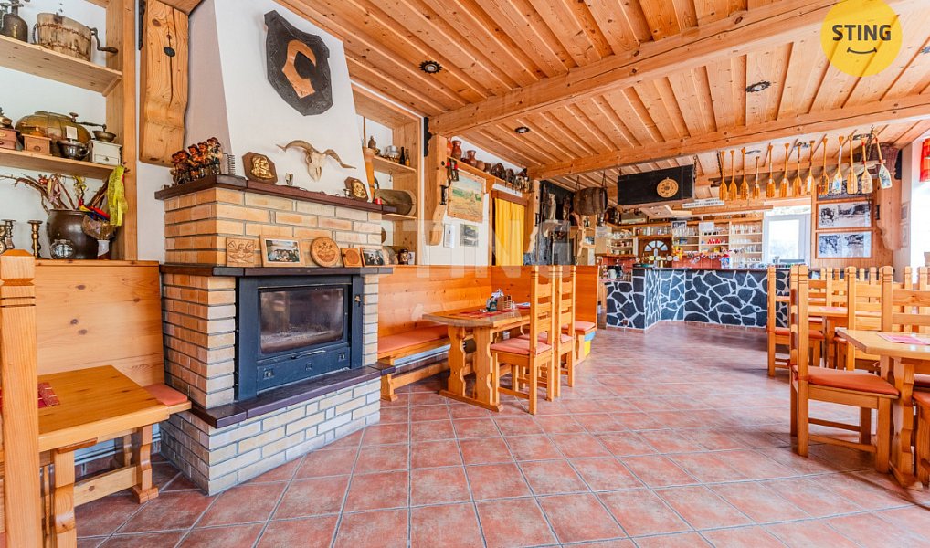 Prodej ubytovacího objektu 813 m², Spálov – náhled fotky 10