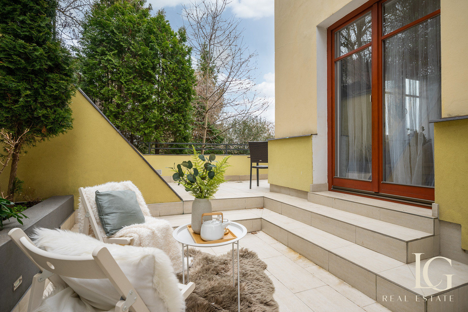 Prodej bytu 3+kk 71 m² — photo 2