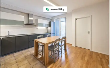 Prodej bytu 5+1 103 m², Mattioliho, Praha 10 - Záběhlice