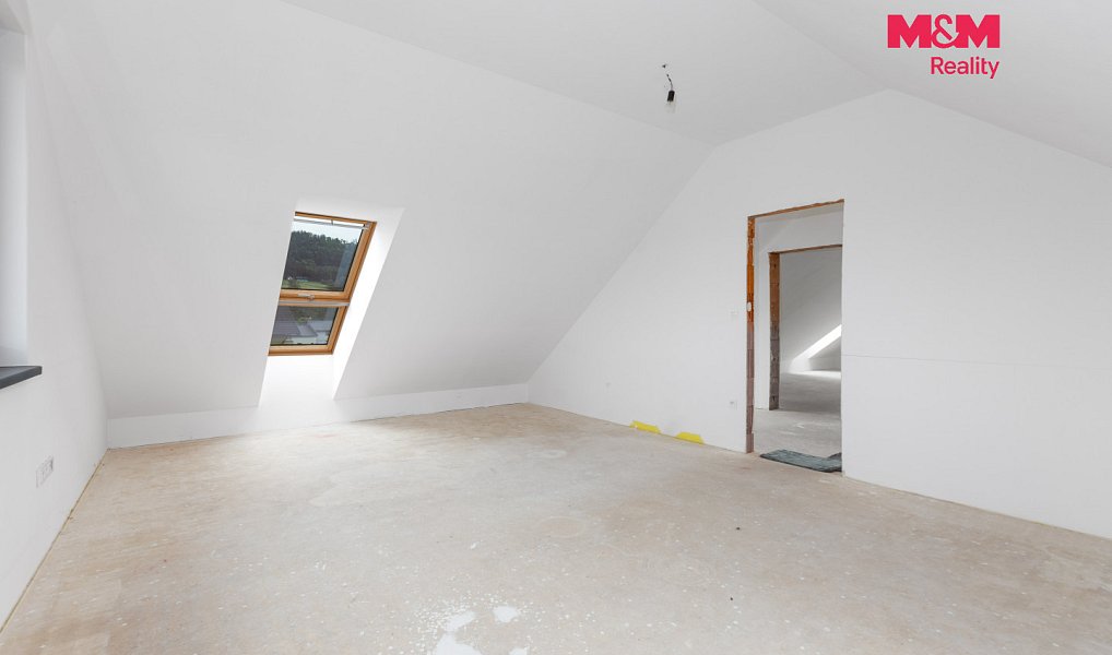 Prodej domu 160 m² s pozemkem 2 136 m², Jablunkov – náhled fotky 26