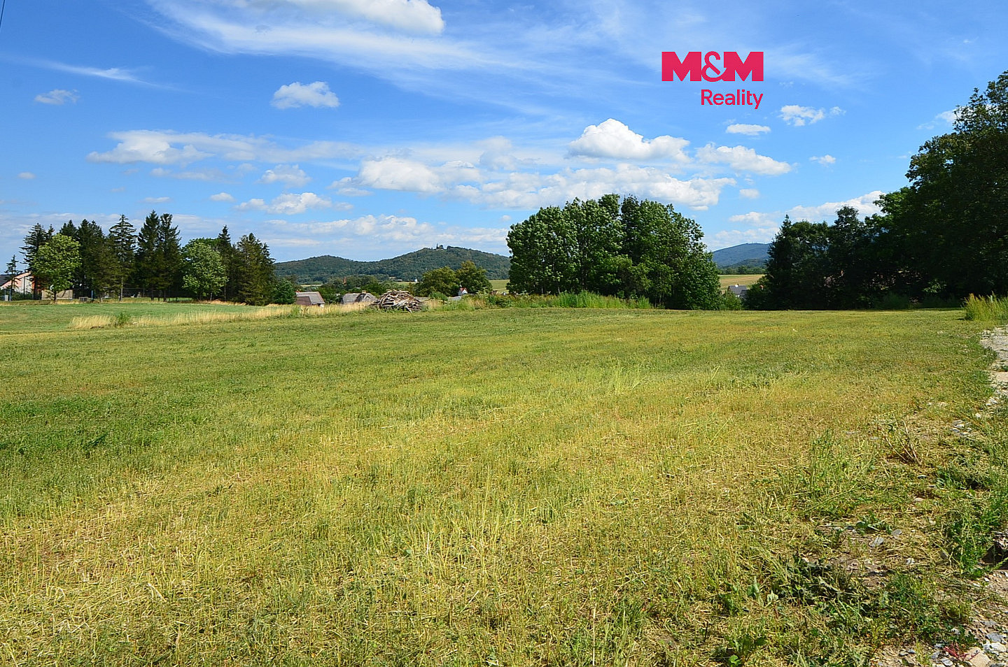 Prodej stavebního pozemku 4 947 m²