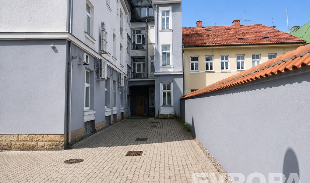 Pronájem kanceláře 160 m², Vrchlabí – náhled fotky 12