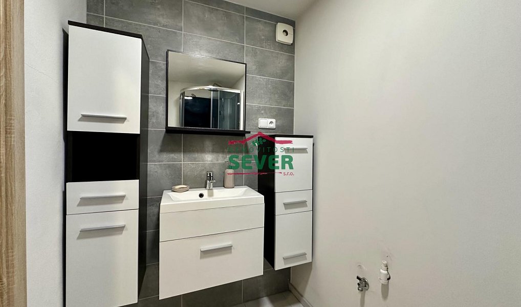 Prodej bytu 2+1 53 m², Krupka – náhled fotky 6