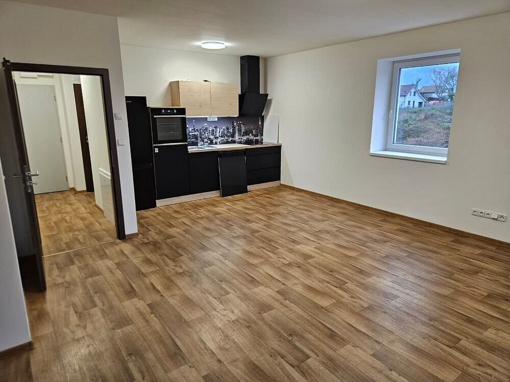 Pronájem bytu 3+kk 79 m² – fotografie 3