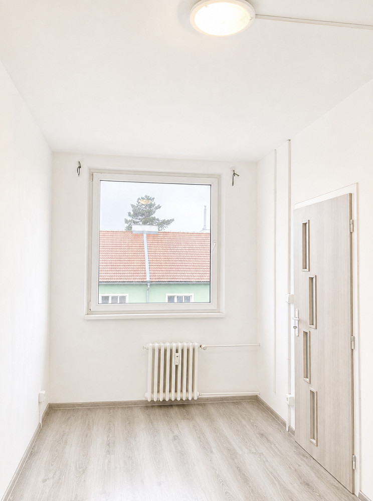 Pronájem bytu 2+1 40 m² – fotografie 4