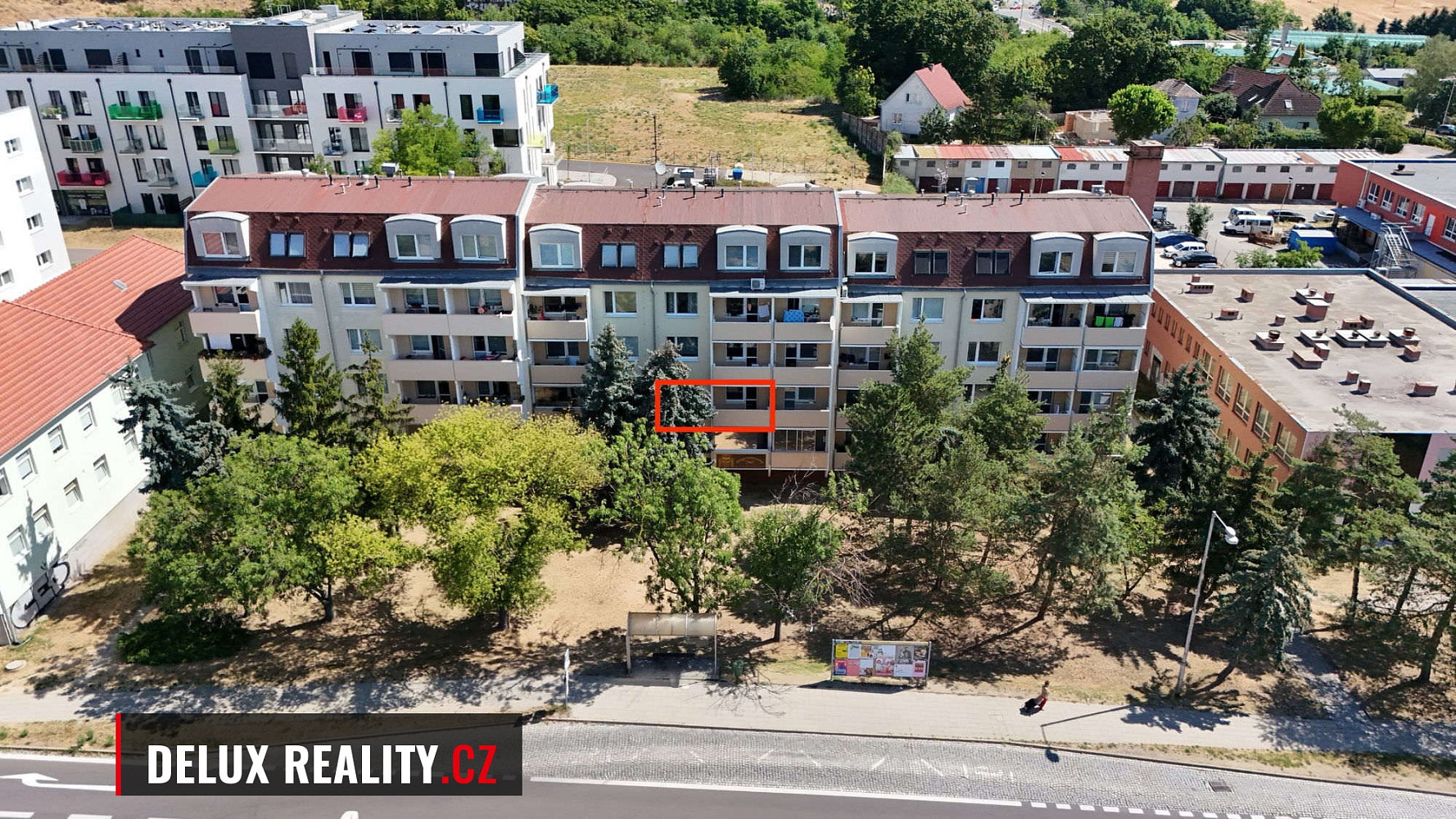 Pronájem bytu 1+1 32 m² – pohled 2