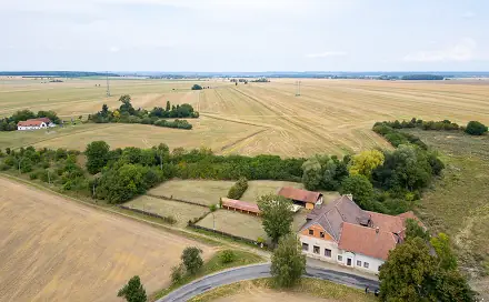 Prodej ubytovacího objektu 852 m², Chroustovice - Poděčely, okres Chrudim